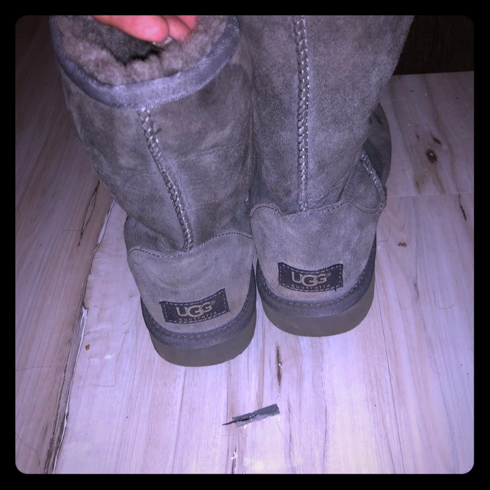 Gray Ugg’s